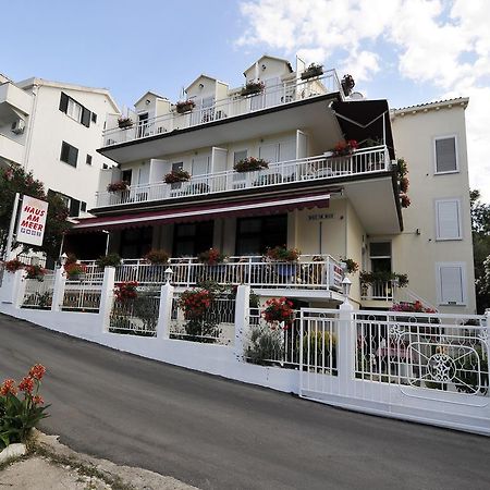 Hotel Haus Am Meer 챠브타트 외부 사진