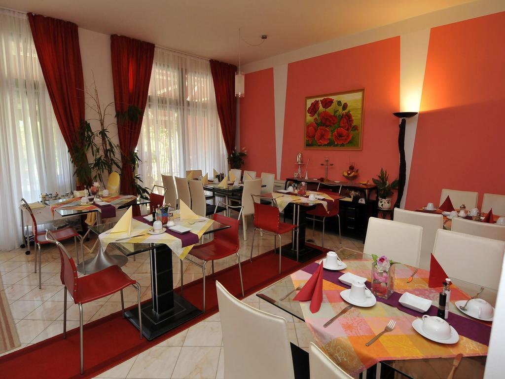 Hotel Haus Am Meer 챠브타트 외부 사진