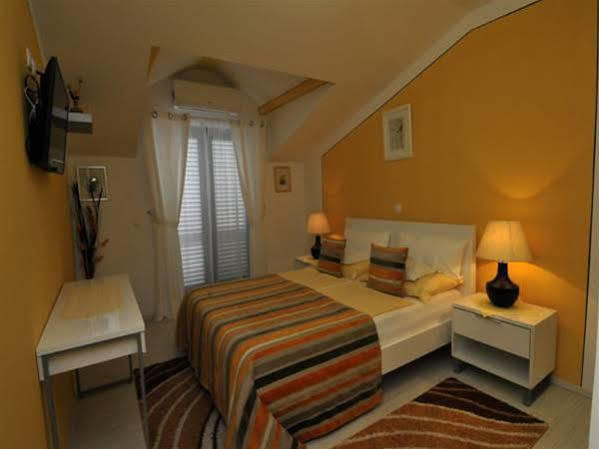 Hotel Haus Am Meer 챠브타트 외부 사진